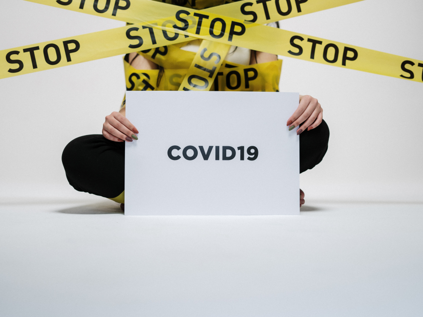 Γιατί ο COVID-19 οδήγησε στην έξαρση της ενδοοικογενειακής βίας;